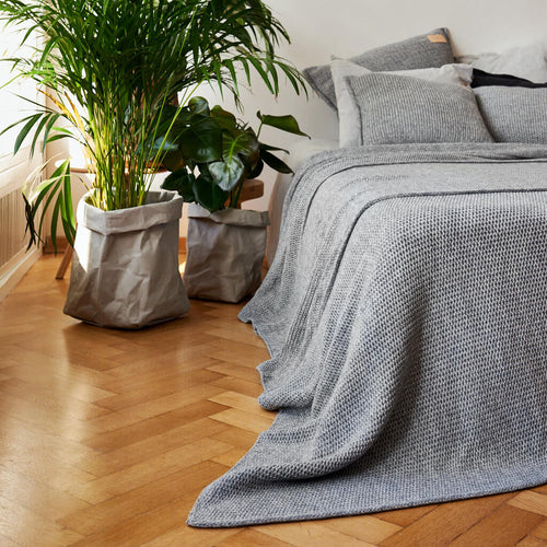 WOOLLY GRİ YATAK ÖRTÜSÜ