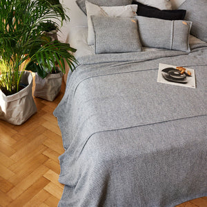 WOOLLY GRİ YATAK ÖRTÜSÜ